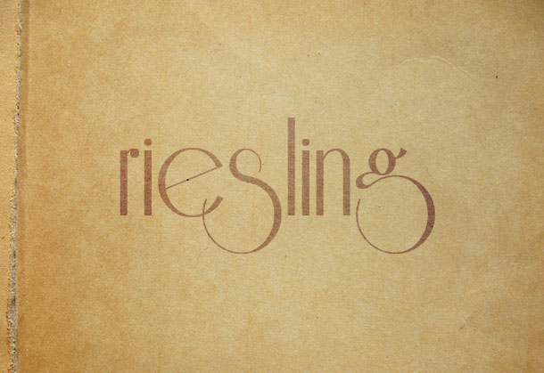 riesling-typo-font
